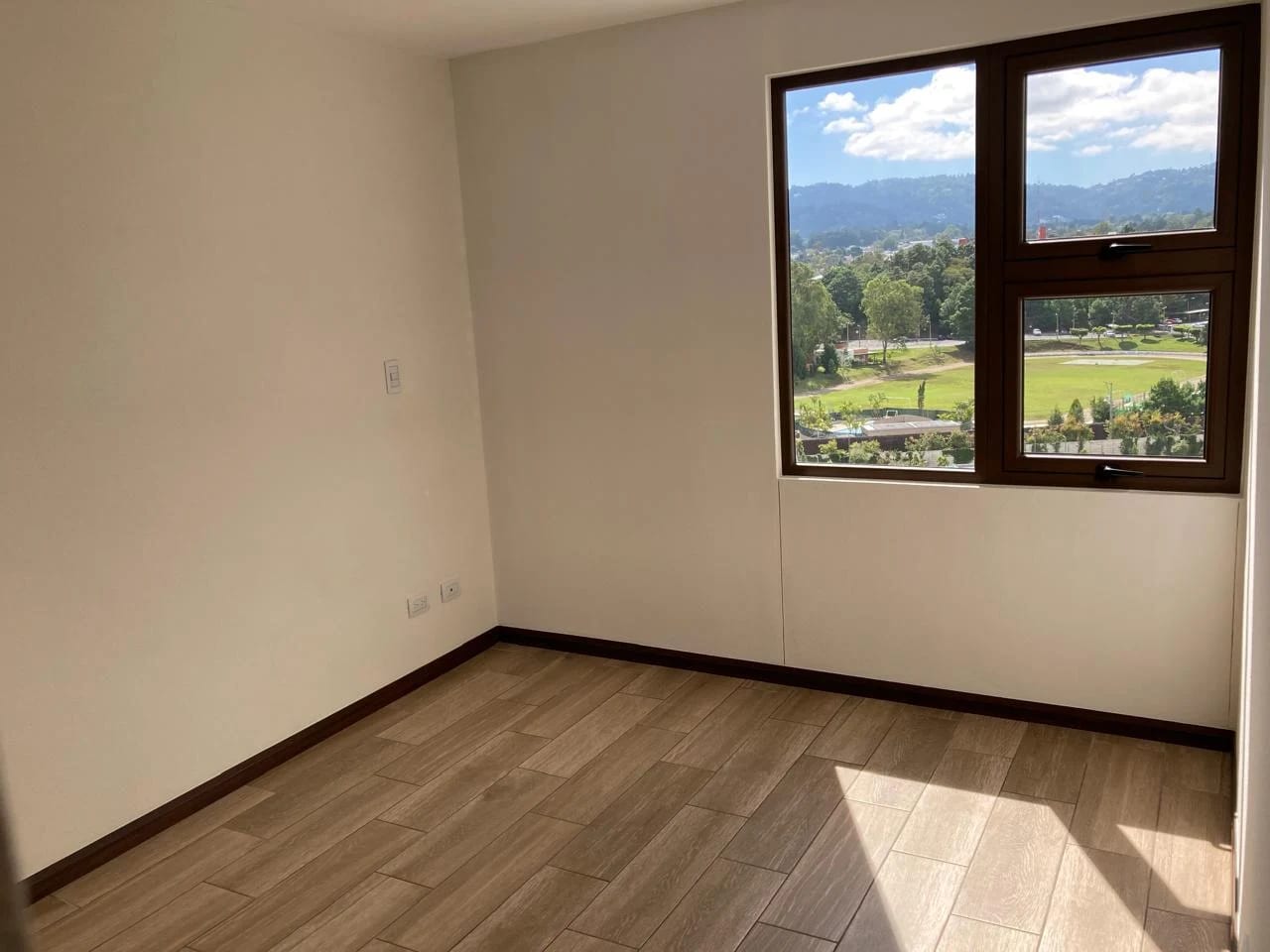 Lindo Apartamento en Venta en San Isidro 20/21 zona 16 — Apartamento en Venta en San Isidro 20/21, Zona 16, Guatemala, Ciudad — foto 5 de 17
