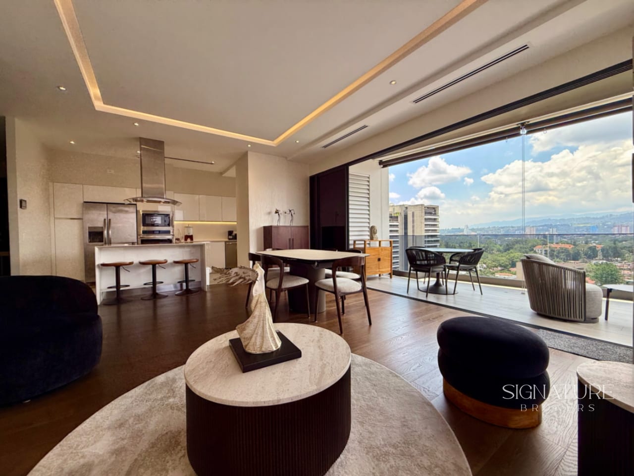 Apartamento en Venta - Santa Sofia 7a Avenida, Zona 10 — Apartamento en Venta en Santa Sofía 7AV, Zona 10, Guatemala, Ciudad — foto 1 de 12