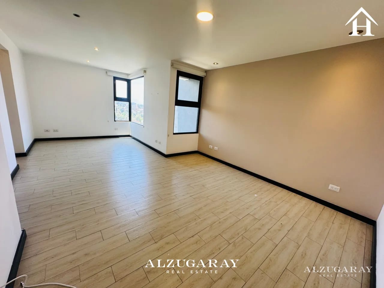 Apartamento Nivel Alto con Balcón -2 Hab. / Edificio Zona 15 — Apartamento en Venta en Zona 15, Guatemala, Ciudad — foto 6 de 13