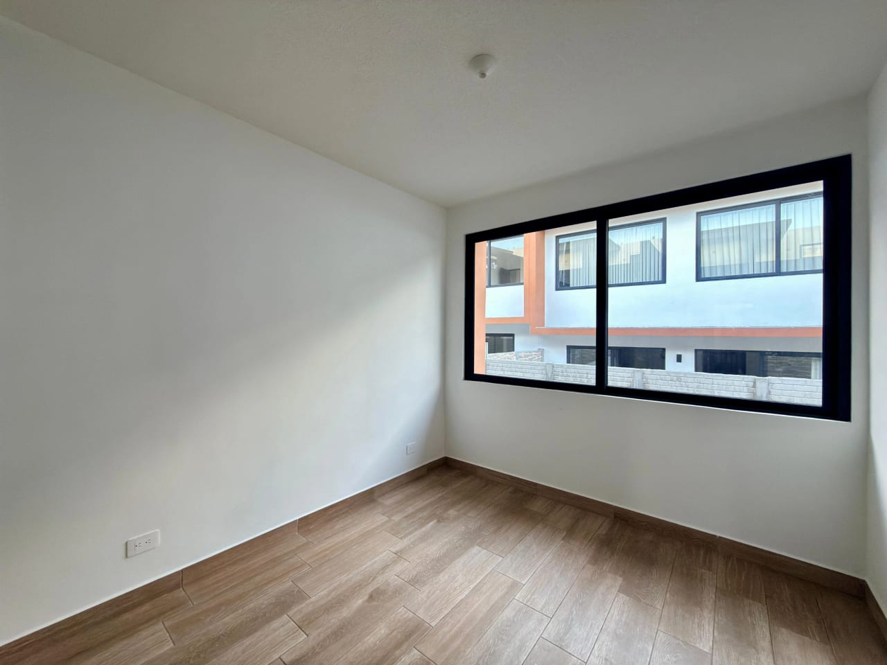 Vendo casa en condominio Laureles zona 16 — Casa en Venta en Zona 16, Guatemala, Ciudad — foto 10 de 17