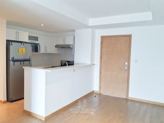 Apartamento en Zona 10, 2 dormitorios — Apartamento en Alquiler en City Haus, Zona 10, Guatemala, Ciudad — miniatura 1 de 13