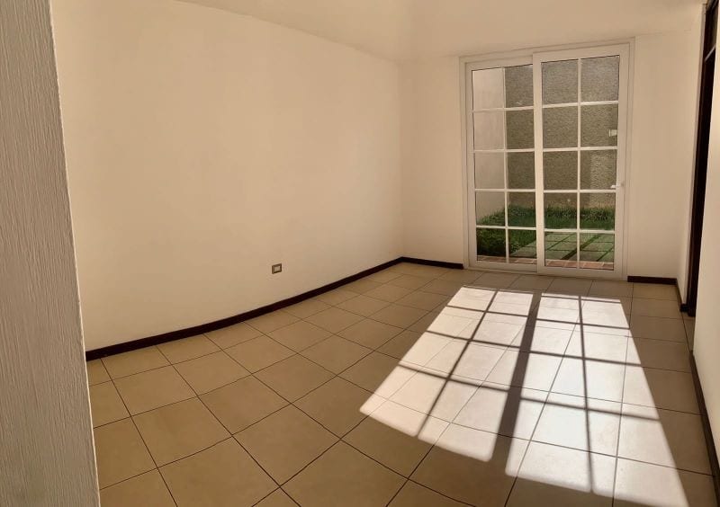 Casa en Venta Villas de Santa Monica km 16.5 CES — Casa en Venta en Carretera a El Salvador, Guatemala, Ciudad — foto 8 de 12