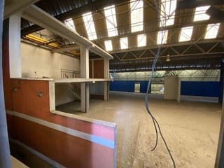 Bodega Zona 2 de Mixco en Venta Cercano a Calzada Roosevelt — Bodega / Ofibodega en Venta en Zona 2 Mixco, Guatemala, Ciudad — miniatura 2 de 6