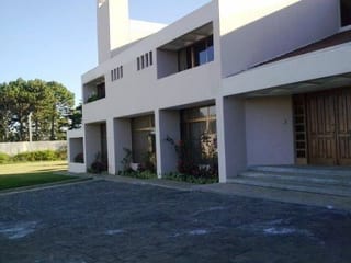 Bella Residencia en Venta en KM 16.5 CAES — Casa en Venta en km 16-20, Carretera a El Salvador, Guatemala, Ciudad — miniatura 1 de 16