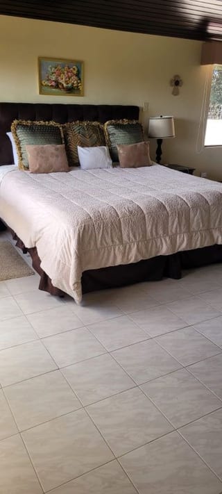 Bella Residencia en Venta en KM 16.5 CAES — Casa en Venta en km 16-20, Carretera a El Salvador, Guatemala, Ciudad — miniatura 3 de 16