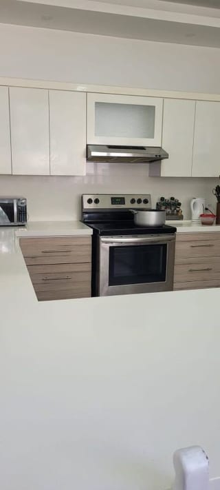 Bella Residencia en Venta en KM 16.5 CAES — Casa en Venta en km 16-20, Carretera a El Salvador, Guatemala, Ciudad — miniatura 7 de 16