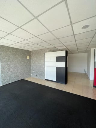 Oficina en venta o renta edificio Torino — Oficina en Venta en Zona 10, Guatemala, Ciudad — miniatura 9 de 12