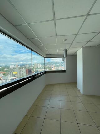 Oficina en venta o renta edificio Torino — Oficina en Venta en Zona 10, Guatemala, Ciudad — miniatura 5 de 12