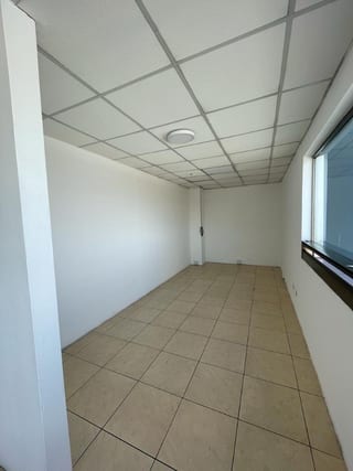 Oficina en venta o renta edificio Torino — Oficina en Venta en Zona 10, Guatemala, Ciudad — miniatura 6 de 12