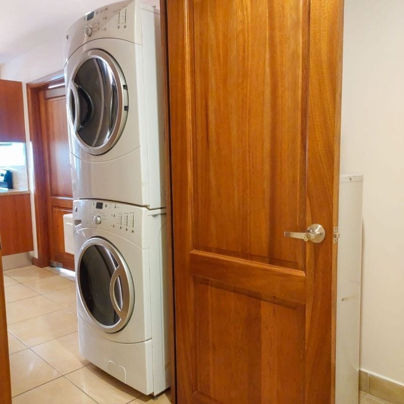 Amplio Apartamento en Renta Zona 14 — Apartamento en Alquiler en Arcángel Miguel, Zona 14, Guatemala, Ciudad — foto 11 de 12