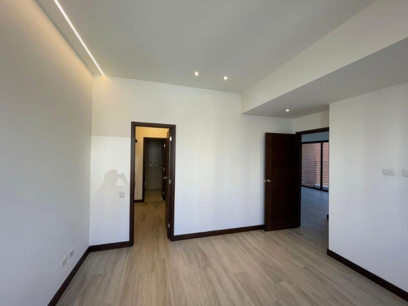 Venta de apartamento en Edificio Nuevo zona 14 — Apartamento en Venta en Zona 14, Guatemala, Ciudad — foto 2 de 6