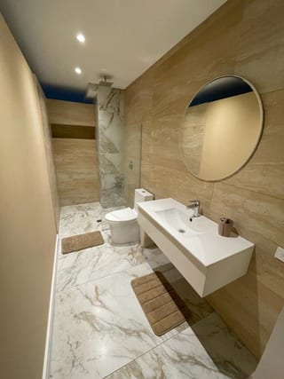Apartamento amueblado en venta edificio Aoki — Apartamento en Venta en Zona 14, Guatemala, Ciudad — miniatura 9 de 13