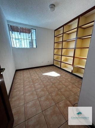 Venta de Casa de un Nivel en Carrertera a el Salvador , Lomas de San Rafael — Casa en Venta en Lomas de San Rafael, Carretera a El Salvador, Guatemala, Ciudad — miniatura 8 de 15