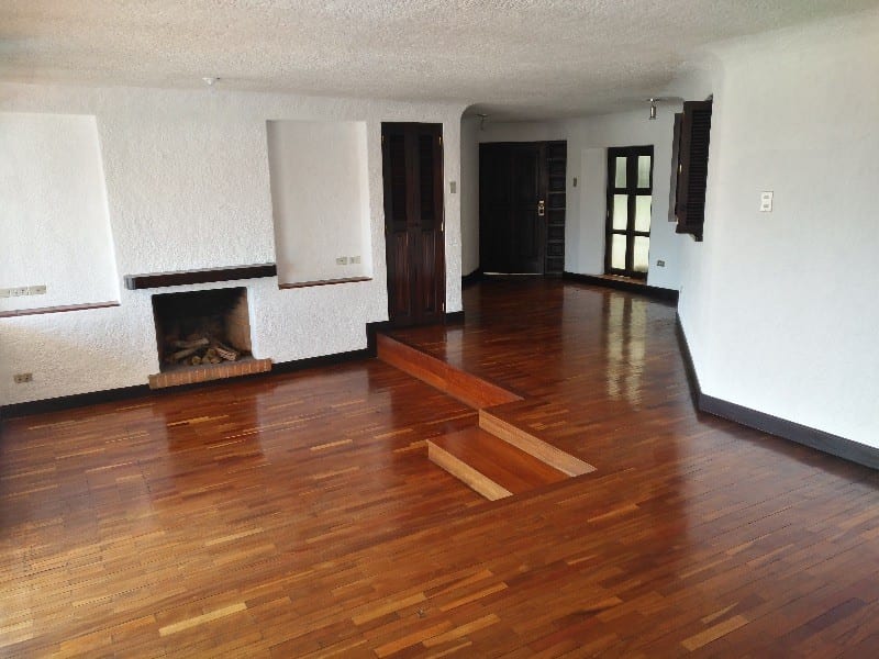 Apartamento en venta edificio Santa Clara Las Cañas zona 10 — Apartamento en Venta en Zona 10, Guatemala, Ciudad — foto 1 de 8