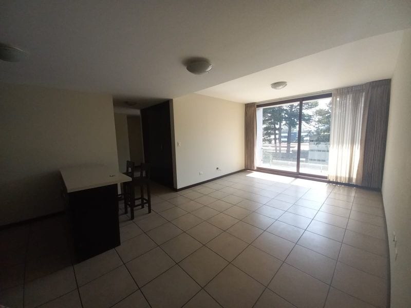 Céntrico Apartamento en Venta Torre Barcelona Zona 9 — Apartamento en Venta en Torre Barcelona, Zona 9, Guatemala, Ciudad — foto 7 de 10