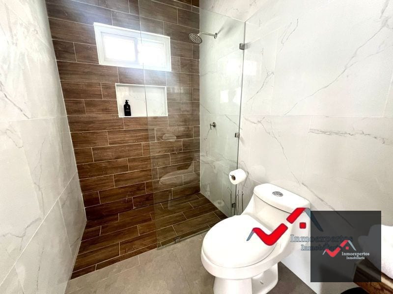 Casas Vacacionales en Venta Cerca del Paredón a 1km de Juan Gaviota Completamente Amuebladas — Casa vacacional en Venta en Sipacate, Escuintla — foto 3 de 12