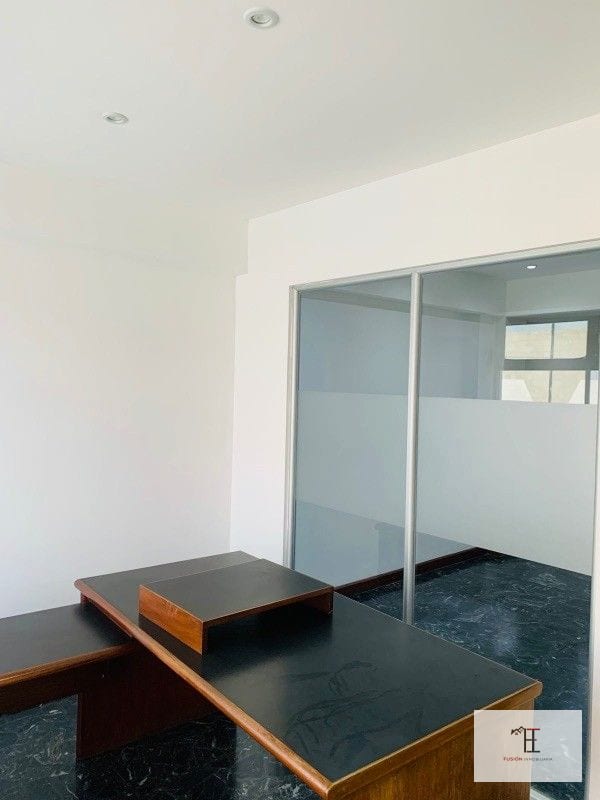 Oficina en venta zona 10 sobre diagonal 6 frente a Oakland Place — Oficina en Venta en Zona 10, Guatemala, Ciudad — foto 6 de 13