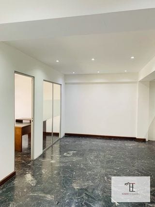 Oficina en venta zona 10 sobre diagonal 6 frente a Oakland Place — Oficina en Venta en Zona 10, Guatemala, Ciudad — miniatura 12 de 13