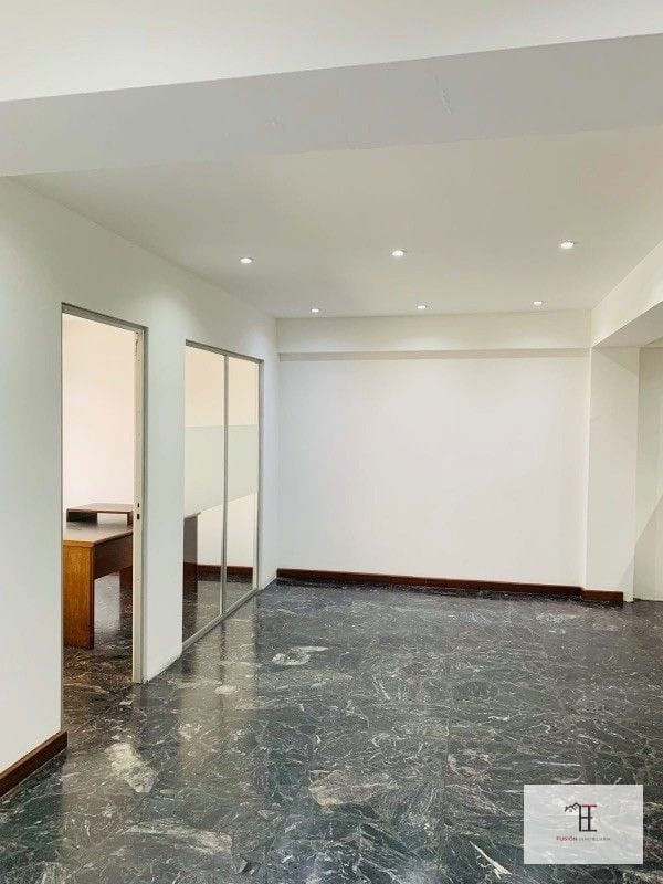 Oficina en venta zona 10 sobre diagonal 6 frente a Oakland Place — Oficina en Venta en Zona 10, Guatemala, Ciudad — foto 12 de 13