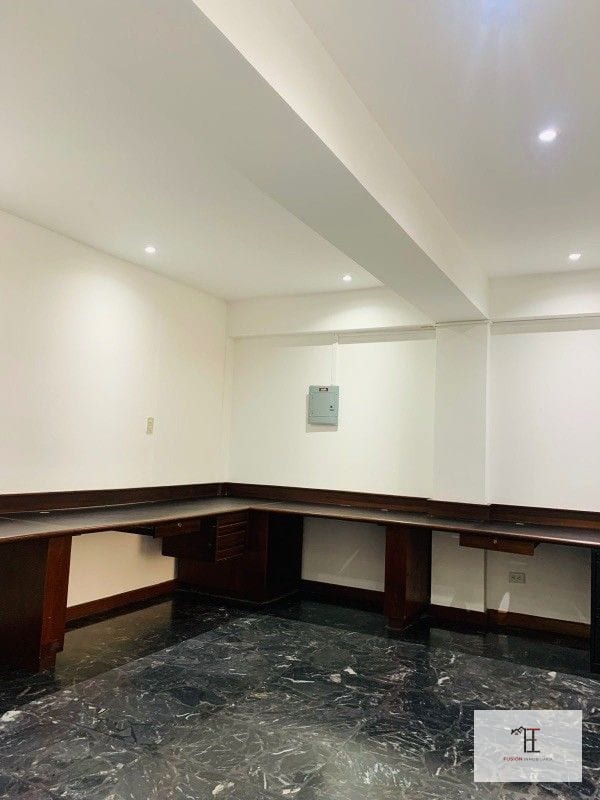 Oficina en venta zona 10 sobre diagonal 6 frente a Oakland Place — Oficina en Venta en Zona 10, Guatemala, Ciudad — foto 10 de 13