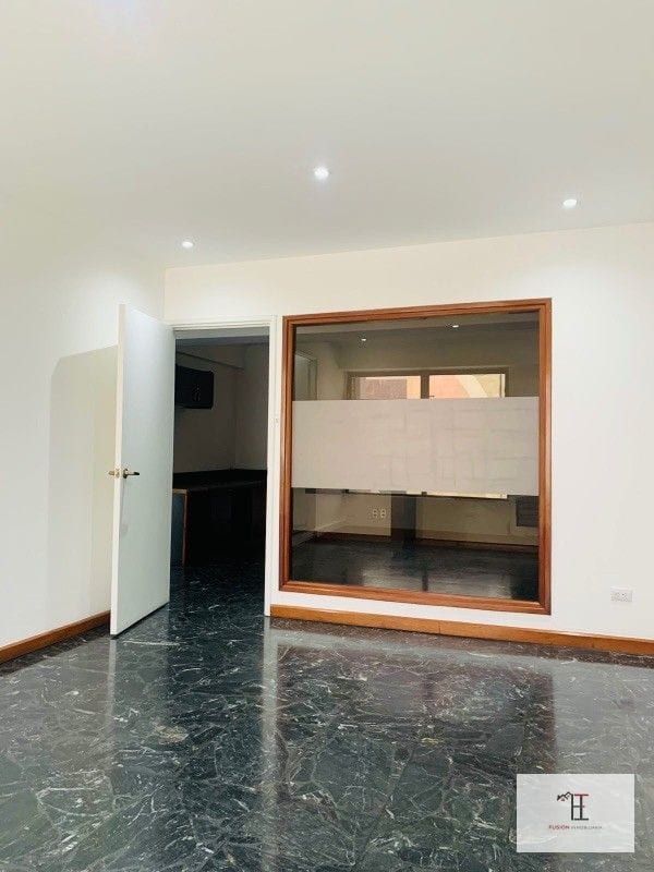 Oficina en venta zona 10 sobre diagonal 6 frente a Oakland Place — Oficina en Venta en Zona 10, Guatemala, Ciudad — foto 13 de 13