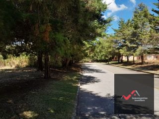 Terreno en Venta Carretera a el Salvador Casa y Campo KM. 23.5 — Terreno en Venta en Carretera a El Salvador, Guatemala, Ciudad — miniatura 1 de 9