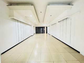 Local Comercial en Pradera en Venta Zona 10 — Local en Venta en Zona 10, Guatemala, Ciudad — miniatura 2 de 2