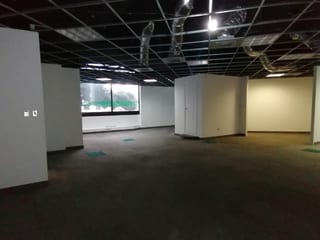 Oficina en renta ubicada en Murano Center zona 10 — Oficina en Alquiler en Murano Center, Zona 10, Guatemala, Ciudad — miniatura 5 de 11