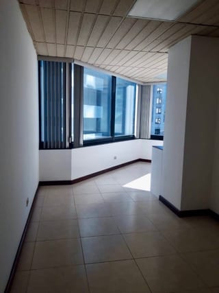 Oficina en renta en Edificio Murano Center zona 10 — Oficina en Alquiler en Zona 10, Guatemala, Ciudad — miniatura 7 de 7