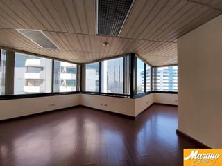 Oficina en renta Edificio Murano Center zona 10 — Oficina en Alquiler en Zona 10, Guatemala, Ciudad — miniatura 2 de 5