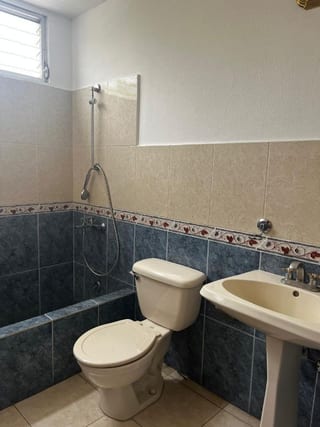 Townhouse en Venta Villas del Pinar I CAES — Casa en Venta en Carretera a El Salvador, Guatemala, Ciudad — miniatura 12 de 12
