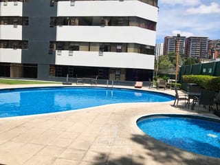 Zona 14, Apartamento amueblado de 2 dormitorios — Apartamento en Alquiler en Zona 14, Guatemala, Ciudad — miniatura 12 de 17