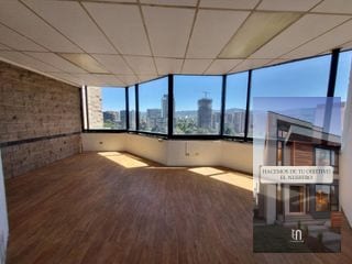 Alquilo Oficina en Zona 10 / 250M2 — Oficina en Alquiler en Murano Center, Zona 10, Guatemala, Ciudad — miniatura 7 de 9