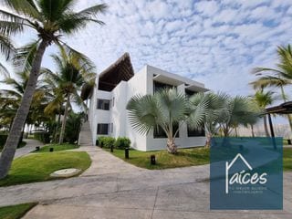 Exclusiva Villa en venta BLANC Monterrico (D) — Casa en Venta en Pueblo Nuevo Viñas, Santa Rosa — miniatura 1 de 17