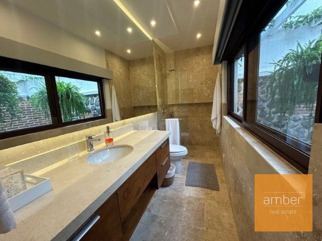 Casa en Condado El Obispo, Antigua Guatemala — Casa en Venta en Antigua, Sacatepéquez — foto 3 de 16