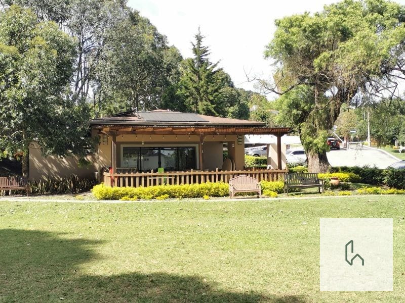 Casa en Venta en Fontana 3 — Casa en Venta en La Fontana III, Carretera a El Salvador, Guatemala, Ciudad — foto 3 de 11