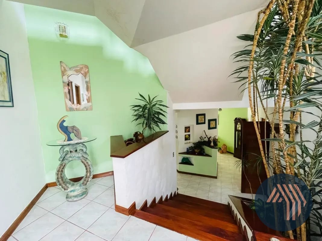Venta de Amplia Casa - Colinas de Andalucía, KM 16.5 CES — Casa en Venta en Colinas De Andalucia, Carretera a El Salvador, Guatemala, Ciudad — foto 2 de 10