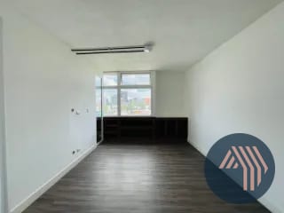 Alquiler de Céntricas Oficinas Desde 80MT2 - Plaza Marítima, Zona 10 — Oficina en Alquiler en Zona 10, Guatemala, Ciudad — miniatura 9 de 10