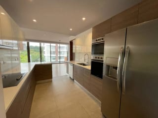Apartamento Renta Zona 15 VH2, Edificio Boutique, de 3 Dormitorios y Dormitorio de Servicio — Apartamento en Alquiler en Zona 15, Guatemala, Ciudad — miniatura 3 de 12