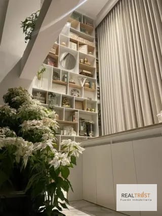 Loft en Renta Edificio Aoki Zona 14 — Apartamento en Alquiler en AOKI, Zona 14, Guatemala, Ciudad — miniatura 13 de 17