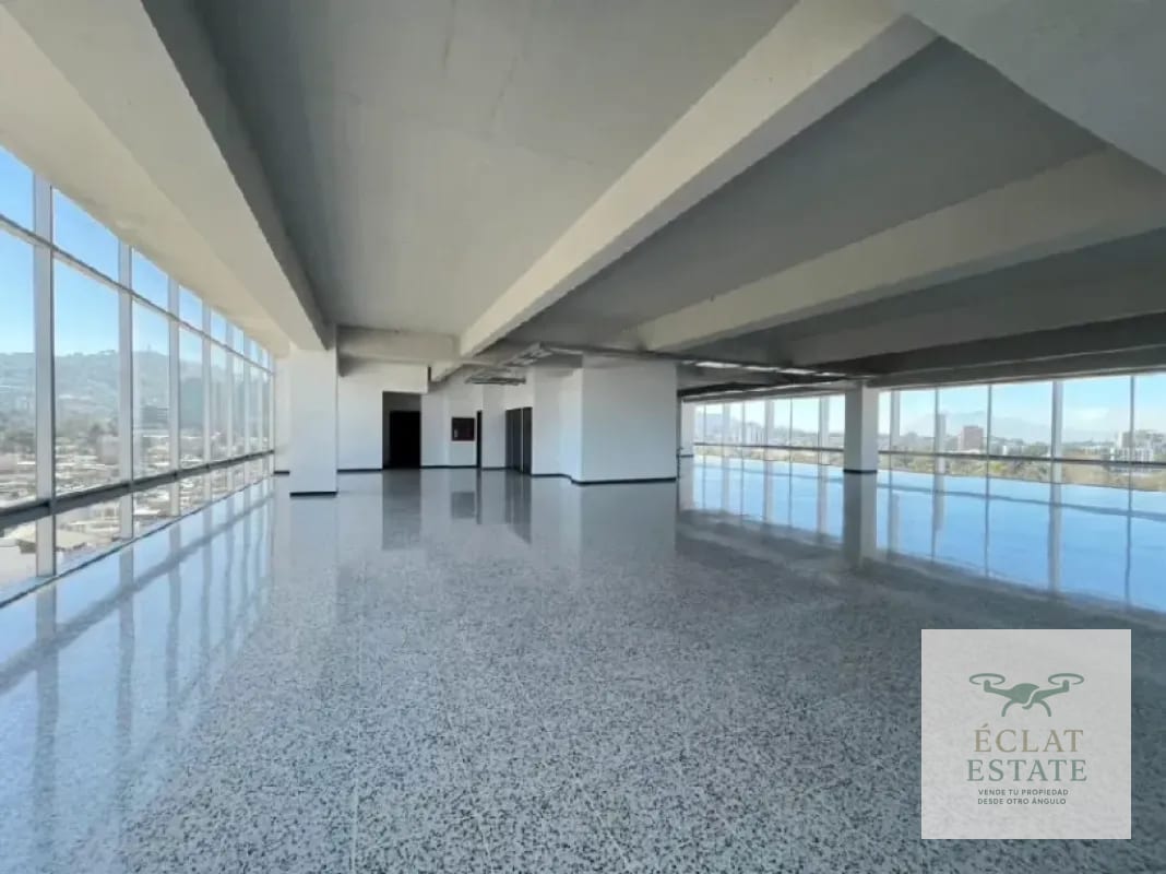 Zona 10 | Edificio Corporativo con Helipuerto | Presencia Ejecutiva — Apartamento en Alquiler en Zona 10, Guatemala, Ciudad — foto 9 de 12