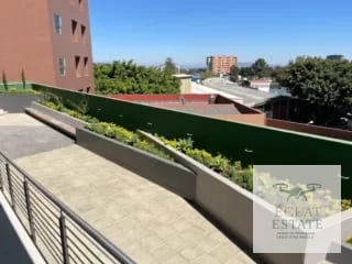 Zona 10 | Edificio Corporativo con Helipuerto | Presencia Ejecutiva — Apartamento en Alquiler en Zona 10, Guatemala, Ciudad — miniatura 4 de 12