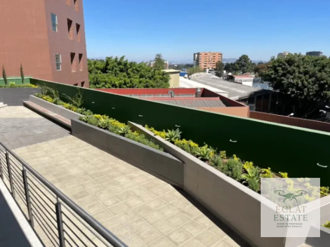 Zona 10 | Edificio Corporativo con Helipuerto | Presencia Ejecutiva — Apartamento en Alquiler en Zona 10, Guatemala, Ciudad — foto 4 de 12