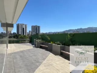 Zona 10 | Edificio Corporativo con Helipuerto | Presencia Ejecutiva — Apartamento en Alquiler en Zona 10, Guatemala, Ciudad — miniatura 3 de 12