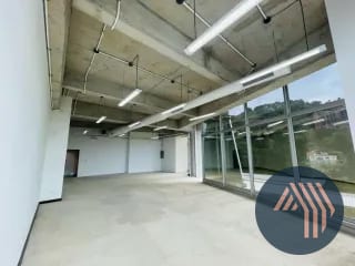 Alquiler de Oficinas - Torre Tigo, KM 9.3 Carretera al Salvador — Oficina en Alquiler en Torre Tigo, Carretera a El Salvador, Guatemala, Ciudad — miniatura 4 de 14