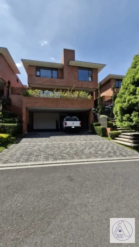 Bella Residencia en Venta Carr. Salvador km 15 Residencias Concepción km 15.5 — Casa en Venta en Carretera a El Salvador, Guatemala, Ciudad — foto 1 de 10