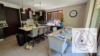 Bella Residencia en Venta Carr. Salvador km 15 Residencias Concepción km 15.5 — Casa en Venta en Carretera a El Salvador, Guatemala, Ciudad — miniatura 5 de 10