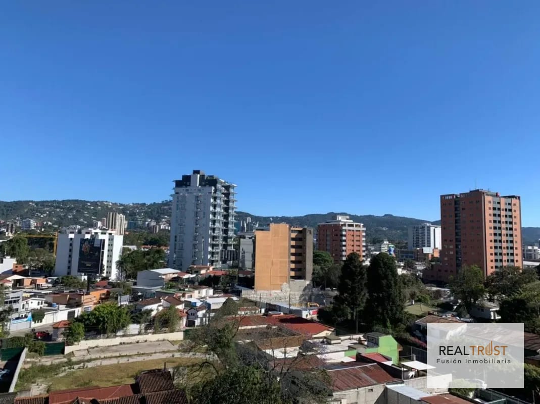 Apartamento en Renta Verona Zona 10 — Apartamento en Alquiler en Zona 10, Guatemala, Ciudad — foto 3 de 15