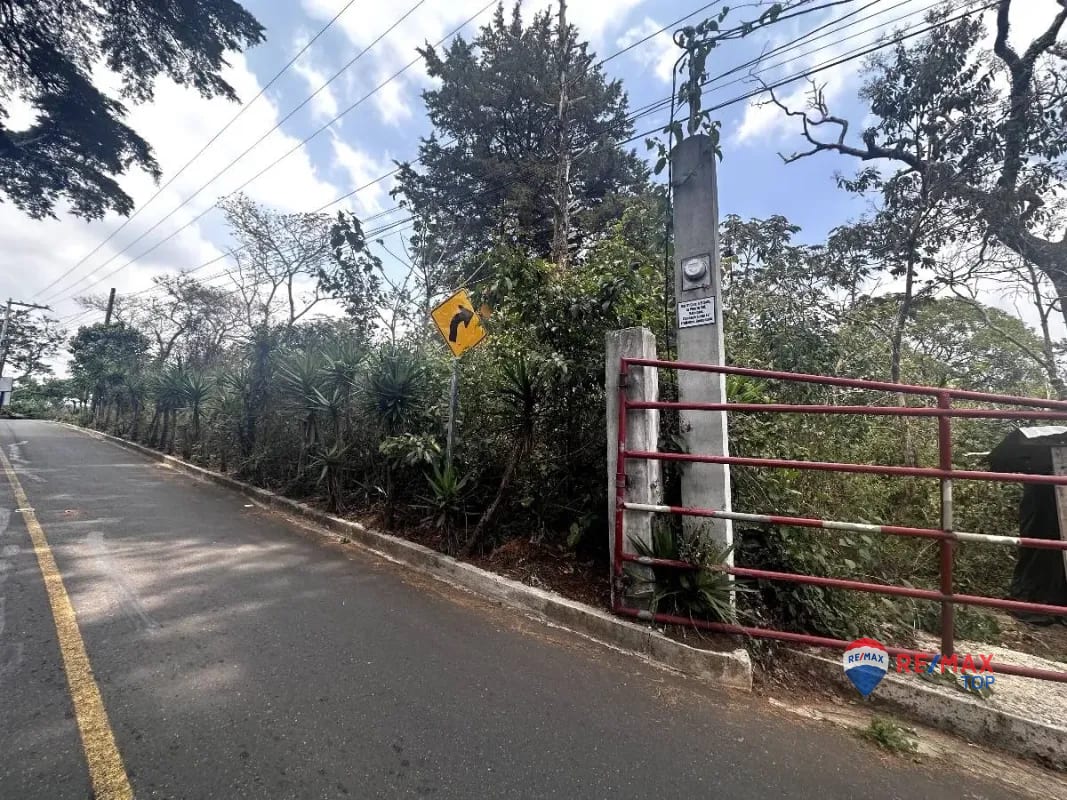 Terreno para Uso Residencial o Comercial en KM. 30 CA-1 Ruta a el Salvador, Fraijanes — Terreno en Venta en km 26-30, Carretera a El Salvador, Guatemala, Ciudad — foto 4 de 6
