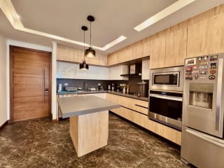 Apartamento en Venta en Zona 10 con Espacios Amplios y Funcionales + Amenidades Exclusivas — Apartamento en Venta en Zona 10, Guatemala, Ciudad — miniatura 1 de 17